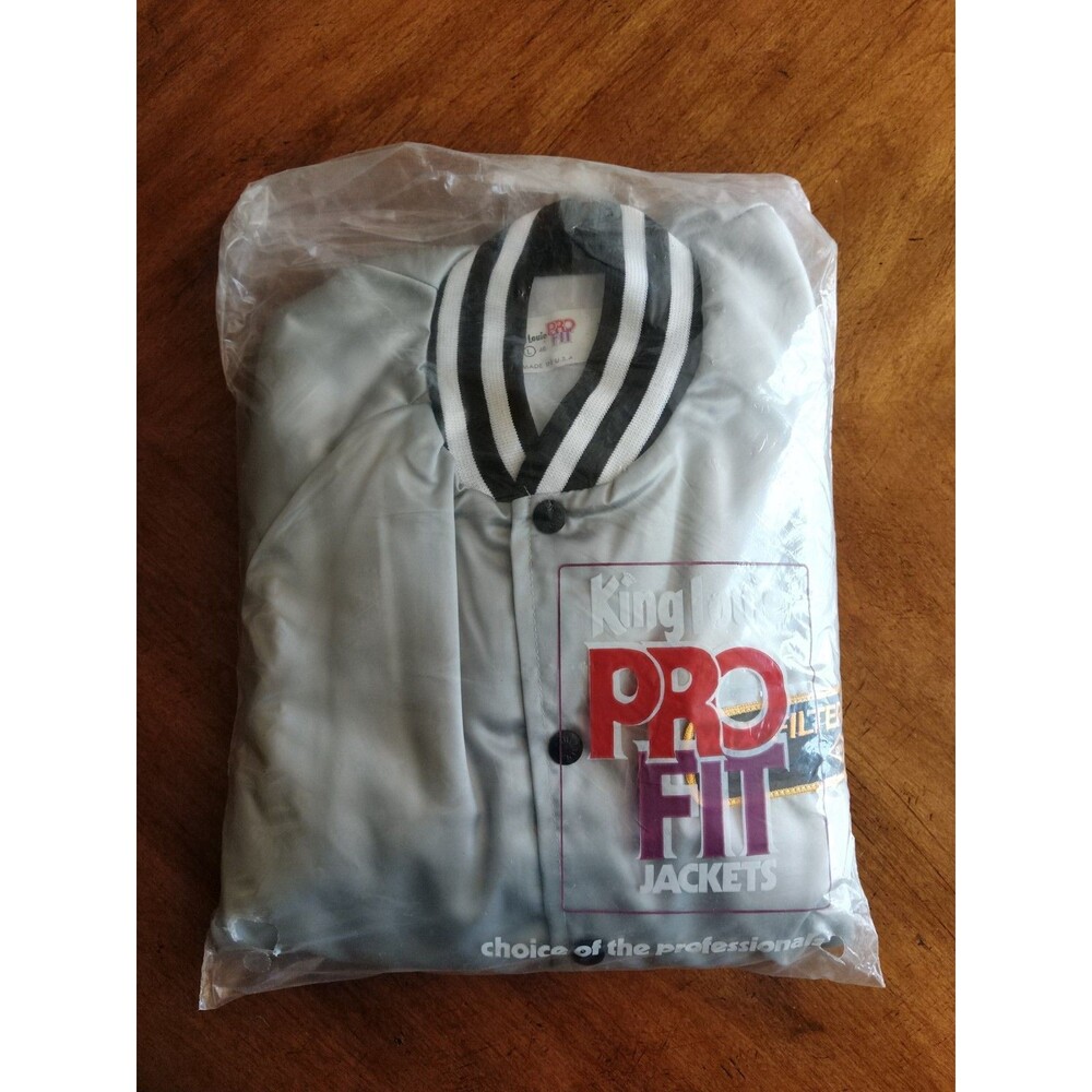 Vintage King Louie Pro Fit Silver Bomber Jacket Adult Large Nylon USA Wix Filter - Picture 15 of 16